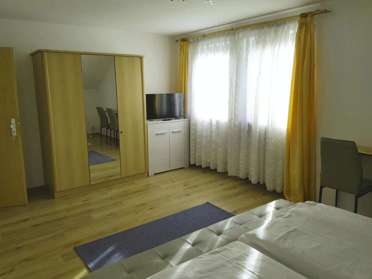 Pension Hofer Bad Berneck im Fichtelgebirge Exterior photo